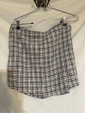 Abercrombie & Fitch Navy and Cream Plaid Tweed Mini Skirt